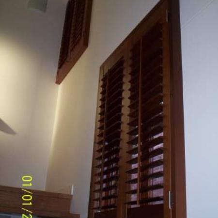 Lisa also used the same concept in the dining room. Western Red Cedar can soften the feeling of any room in any house. Sliding Bi-fold Western Red Cedar shutters are designed so you have control of the light and air flow in your home; perfect for brightening up the room or dimming the light when needed.