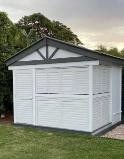 Retreat with Aluminium Shutters